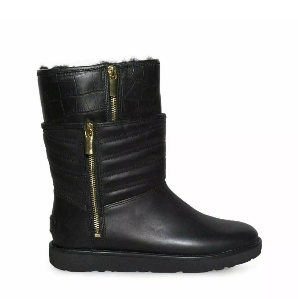 UGG Aviva Embossed Crocodile Black Leather Short Boots Woman's Size 6 Nwb